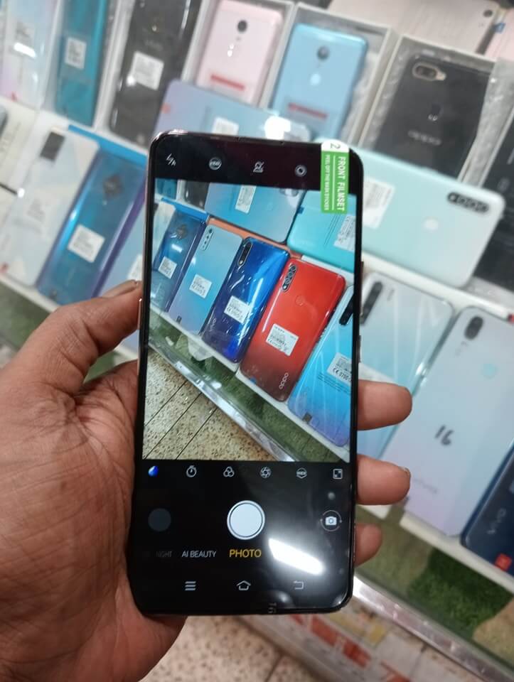 Vivo v15 8GB RAM 256GB ROM PopUp Camera - Image 3